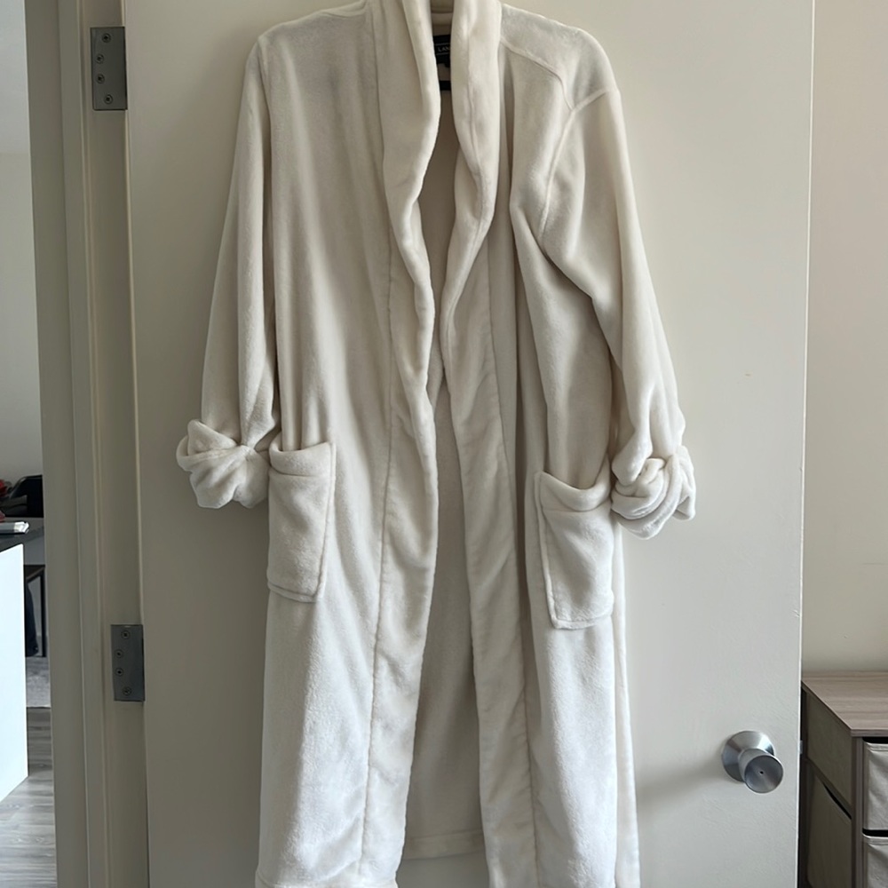 Lands’ End Women’s Bathrobe